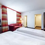 Trip Frankfurt Nordwestzentrum 3* פרנקפורט