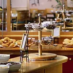 Trip Frankfurt Nordwestzentrum פרנקפורט