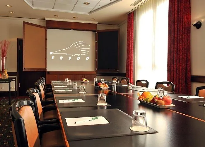 Trip Frankfurt Nordwestzentrum 호텔