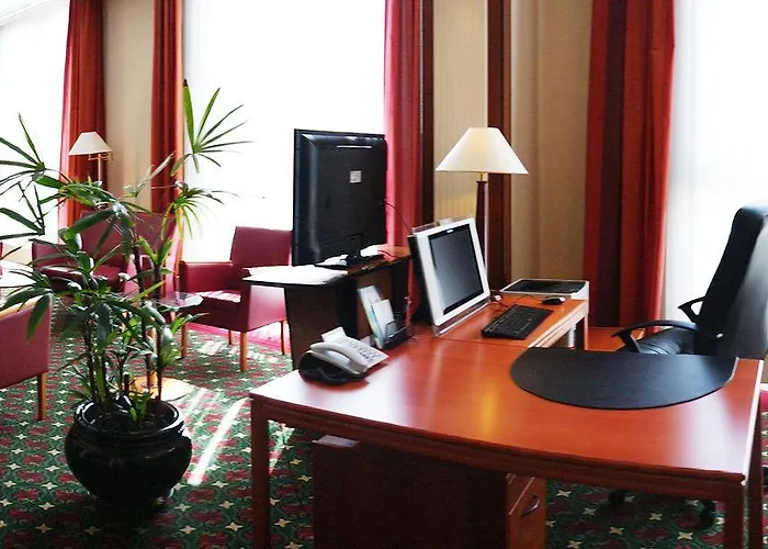 Trip Frankfurt Nordwestzentrum 3*