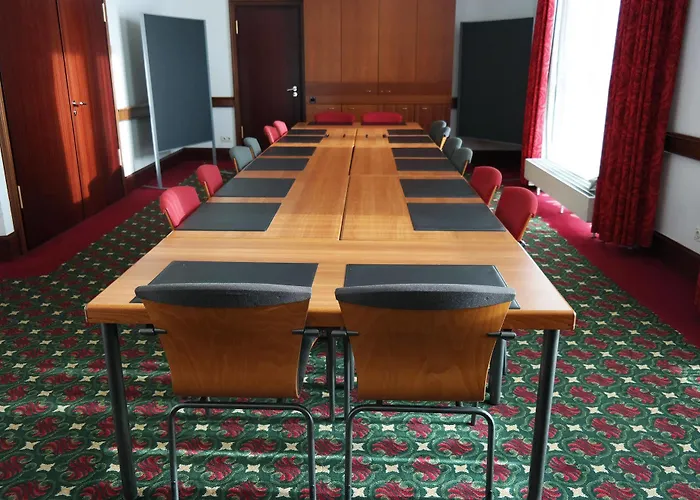 호텔 Trip Frankfurt Nordwestzentrum 3*