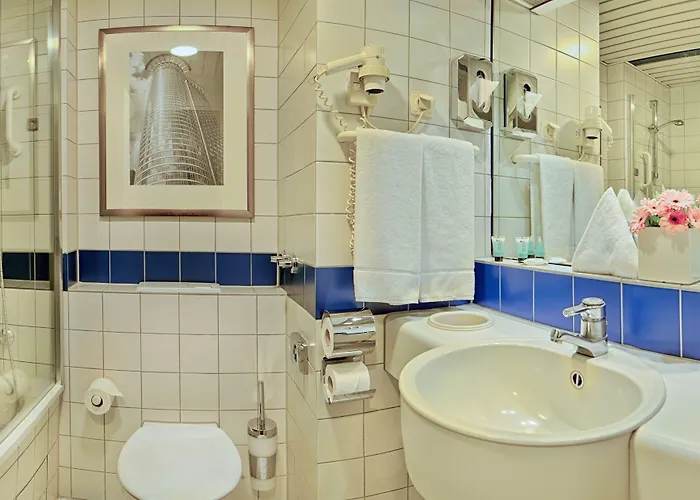 Trip Frankfurt Nordwestzentrum Hotel 3*