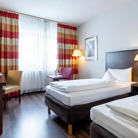 Trip Frankfurt Nordwestzentrum