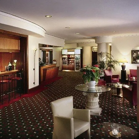 מלון Trip Frankfurt Nordwestzentrum פרנקפורט