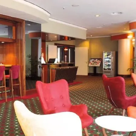 Trip Frankfurt Nordwestzentrum 3*