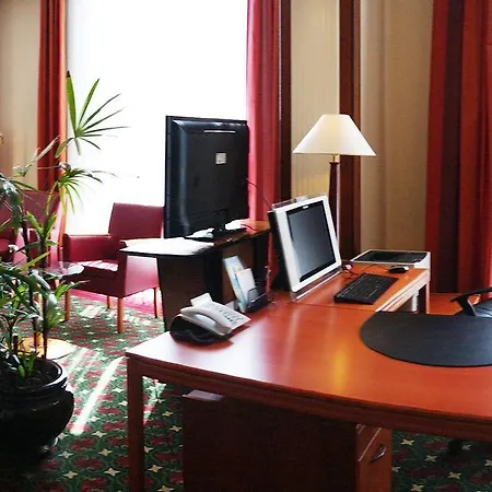 Trip Frankfurt Nordwestzentrum 3*