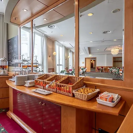 Hotel Trip Frankfurt Nordwestzentrum 3*