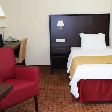 Trip Frankfurt Nordwestzentrum מלון פרנקפורט