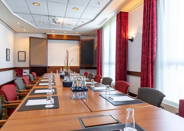 Otel Trip Frankfurt Nordwestzentrum 3*